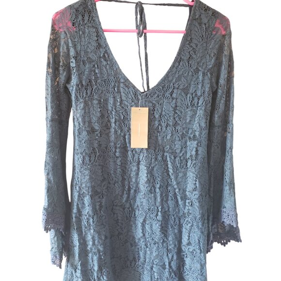 NEW Francesca’s Dress Blue Lace Long Trumpet/Bell Sleeve Lined Tunic NWT XS - Picture 2 of 6